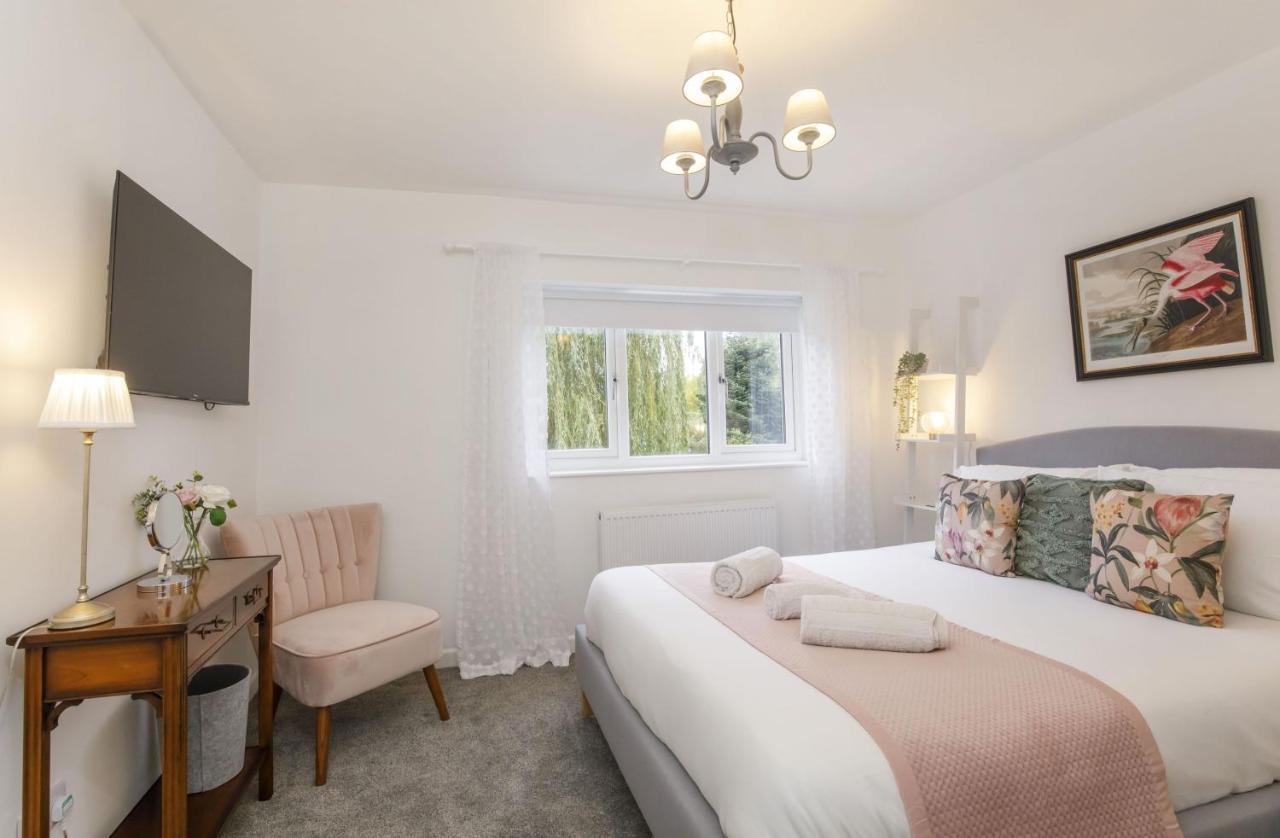 The Willows With Free Parking For 2 Cars York Exterior photo