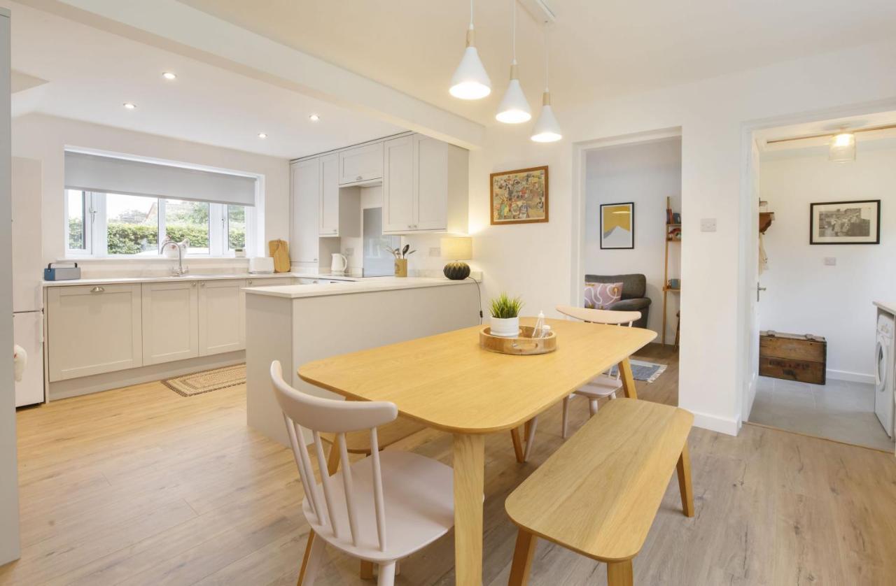 The Willows With Free Parking For 2 Cars York Exterior photo