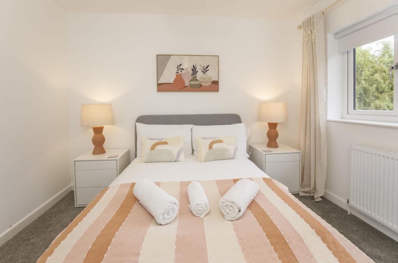 The Willows With Free Parking For 2 Cars York Exterior photo